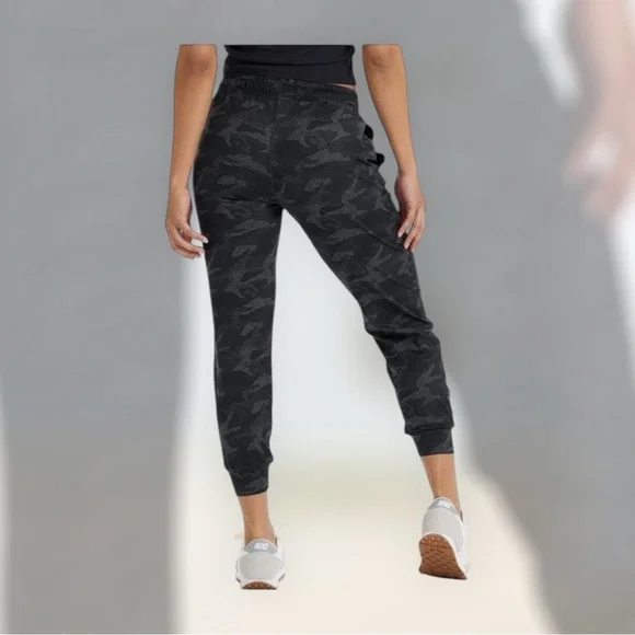 VUORI CLOTHING PERFORMANCE JOGGER - Picture 3 of 7